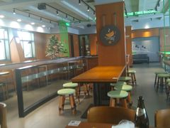 大堂-魏斯理汉堡(西安沣东吾悦店)