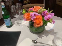 圣艾诺矿泉水-Le Bistrot de Racine