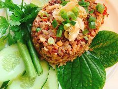 -Chom Cafe and Restaurant