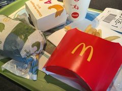 -麦当劳(乳山路店)