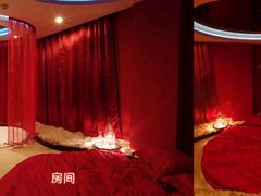 据说很流行 不过我觉得睡起来会很压抑-万爱情侣主题酒店(马甸店)