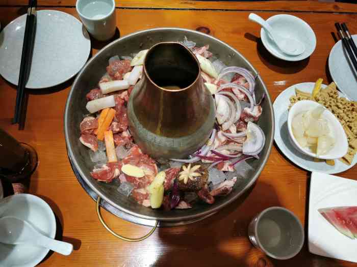 敕勒歌冰煮羊火锅