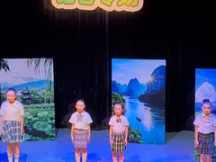 -西安小天鹅艺术团(曲江Alice店)