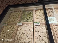 -胖东来生活广场(健康路店)