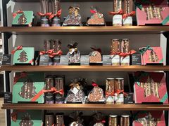 -Laderach 莱德拉(上海环贸iapm店)