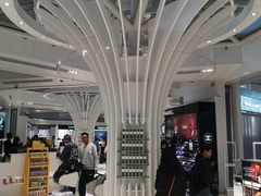 -日上免税店(三径路t3店)