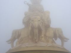 -峨嵋山金顶