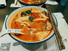 -美奈小馆·越南料理(中航城君尚购物中心店)