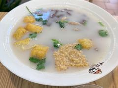 -大脸鸭记鸭血粉丝·小锅米线(水游城店)