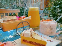 -月亮眼花园餐厅书吧酒吧