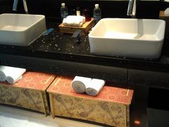 洗浴间-上海外滩英迪格酒店