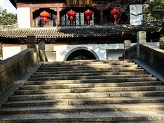 -汇龙潭