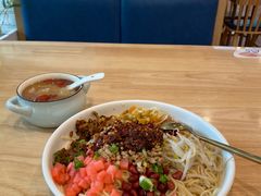 -贵凤凰贵州米粉(五道口店)