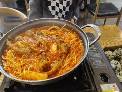 -吴草鸡爪오초닭발韩食堂(融恒盈嘉中心店)