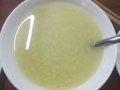 小米粥-宝瑞门钉肉饼店
