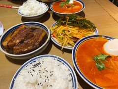 -張飛扒肉•四代传承(中央大街店)