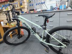 -GIANT捷安特自行车专卖店(金桥台儿庄路店)