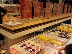 面包甜点陈列柜-好利来(温江新尚天地店)