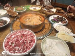 -亮欢寨酸汤鱼(沙冲路店)