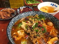 -粉家柳州螺蛳粉(杨宅路店)
