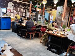 大堂-·缸桶屋·韩式牛肋条自助烤肉(西湖D11店)