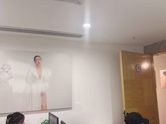 -金夫人化妆摄影职业培训学校