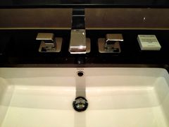 -广州天河希尔顿酒店