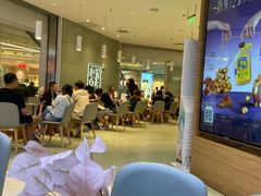 -奈雪的茶(亨特国际广场店)