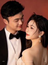 -雪中彩影婚纱摄影·微光艺术中心