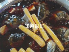 -忘情水鱼头·鲜鱼火锅(滨江中路店)