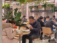 大堂-老乡鸡(上海白玉兰广场店)