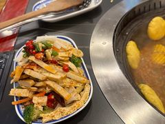 -田家大院东北农家菜铁锅炖(西安总店)
