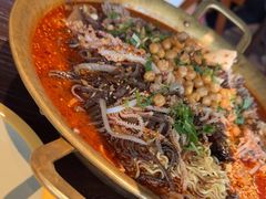 -张翻越·川渝冒菜·武汉黑鸭煲(城北万象城店)