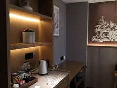 -美豪丽致酒店(西安高新区南二环丰庆公园地铁站店)
