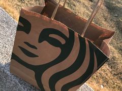 -星巴克臻选(莘庄仲盛店)