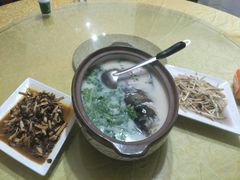 -天目湖刘老四农庄