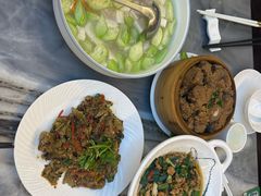 -蔼若春.传承三十年云南菜(金碧公园店)
