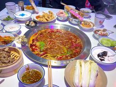 -卤校长重庆火锅(国兴店)