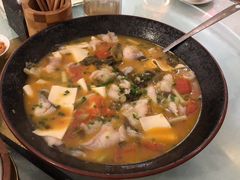 蕃茄酸菜鱼片-曹家小厨(贵阳路店)