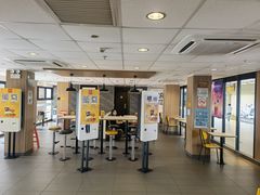 -麦当劳(电白服务区店)