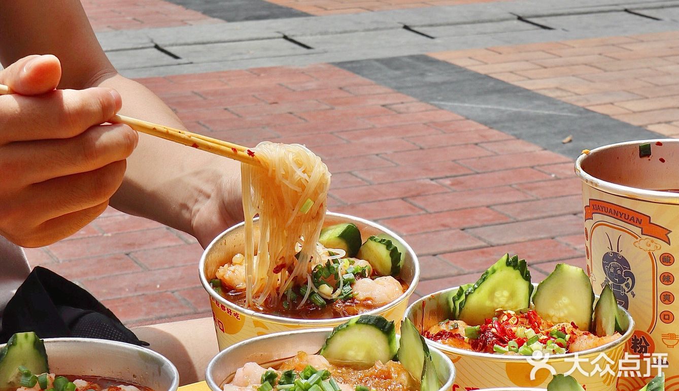 成都必吃🔥味道一绝的小火锅虾滑碗🦐虾圆圆