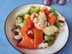 -拾光音乐餐酒吧(告庄星光夜市店)