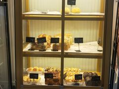 面包甜点陈列柜-卡乐卡(团城山店)