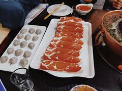 -楼外楼大刀肉传统火锅居(幸福街店)