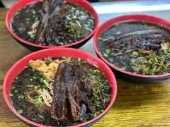 -小龙大肉面馆