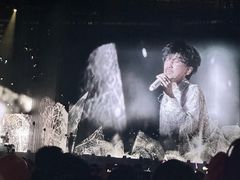 -上海体育场