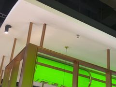 -洪氏嗨捞·广东猪肚鸡·椰子鸡火锅(西咸万象城店)