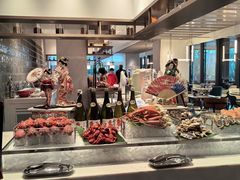 -飨食汇全日制餐厅·昆山皇冠假日酒店(九方店)