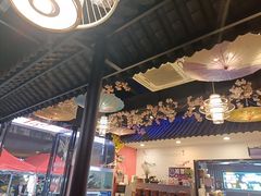 -老街烧烤大排档·地道湖北菜·龙虾馆(汉口火车站店)