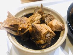 -万和春排骨砂锅米饭(新业广场店)